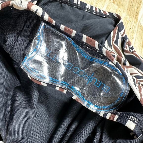 Bleu by Rod Beattie Animal Instinct Cap Sleeve One Piece Swimsuit Size 10 NEW - Picture 7 of 9